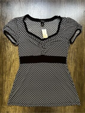 Short Sleeve Top